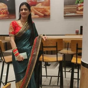 Gaytri Jangra Online physics and maths tutor