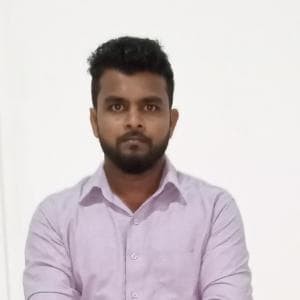 Pavithra Lakshan 5 year experienced physics teacher