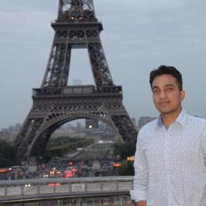 Dr Rahul Chhabra Physics