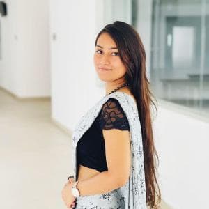 Sanduni Perera BM (Hons) in International Business Management