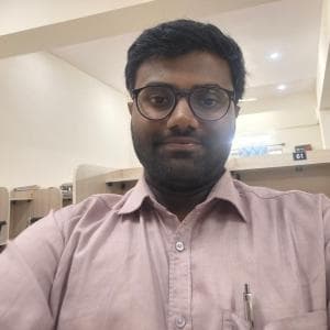 Syed Saqlain MBBS,physician